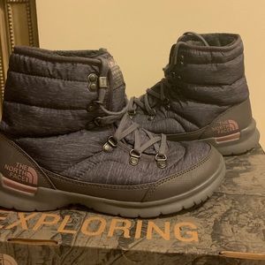 The North Face Women’s Snowboots